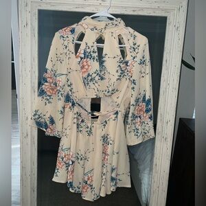 Floral romper size medium